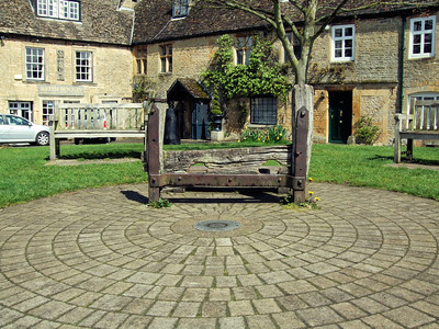 Stow © Flickr - Jim Linwood